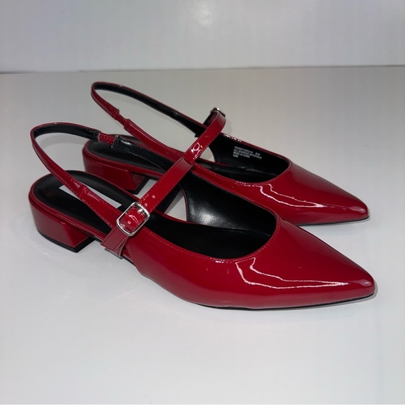 Steve Madden Yourk Red Patent Sling Back Pointed Toe Shoe - Picture 17 of 17